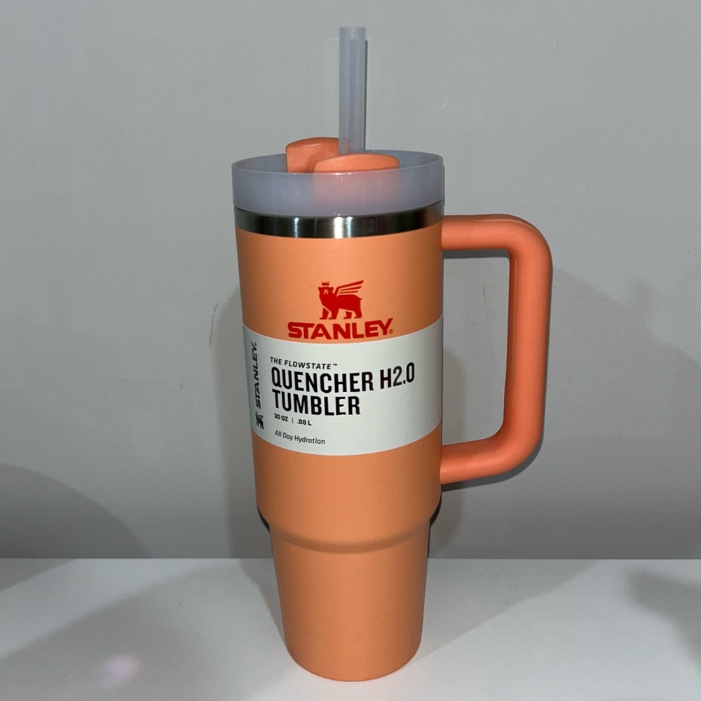 Stanley The Flowstate Quencher H2.0 Tumbler 30oz Nectarine Orange - Picture 5 of 7